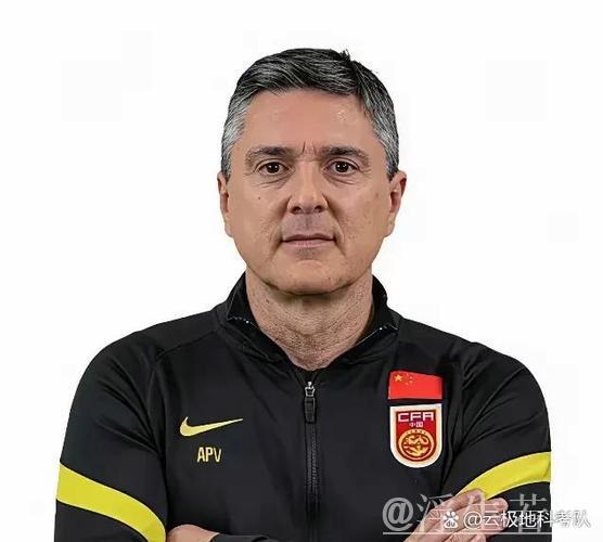 古斯塔沃头槌建功 李新翔左路助攻