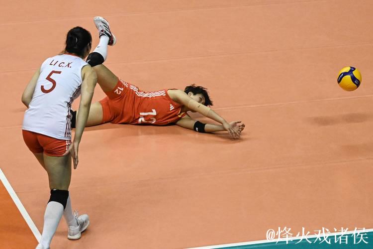 U21女排世锦赛：中国女排3-0横扫泰国晋级八强